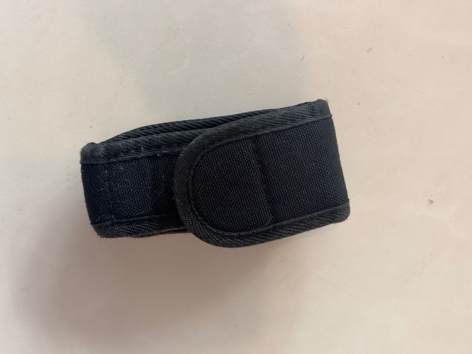 Комплект с Белезници