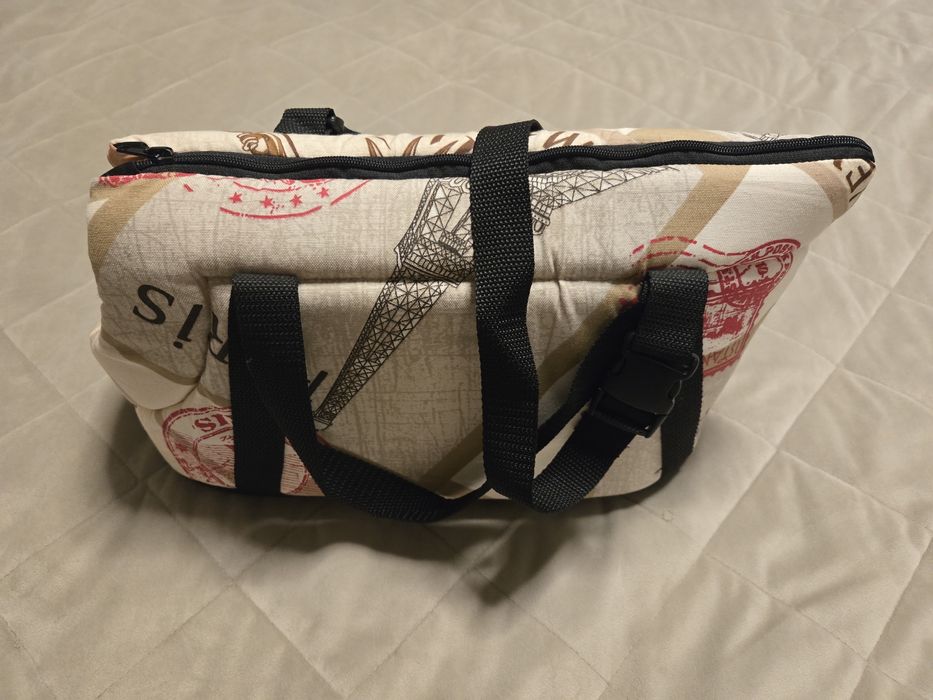 Geanta de transport pentru pisici, câteodată talie mica