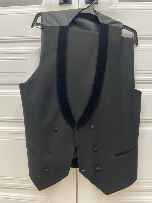 Смокинг мужской классическмй