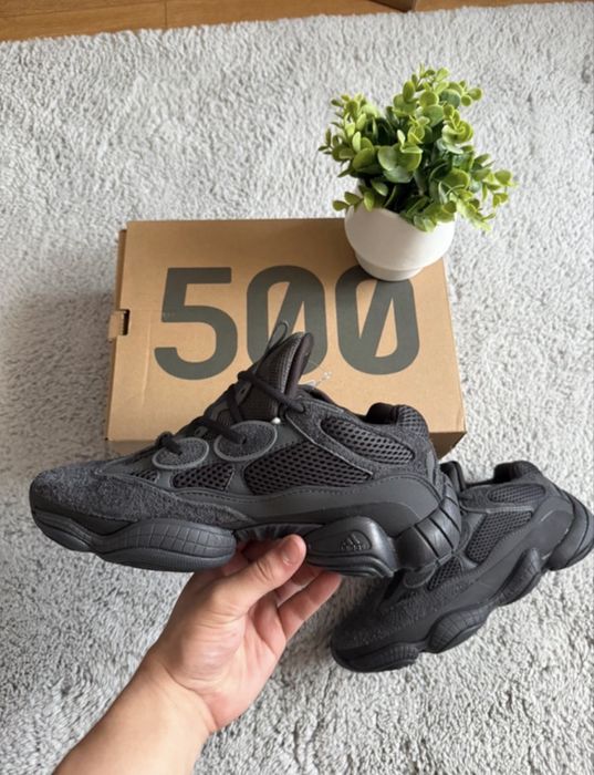 YEEZY 500 Utility Black