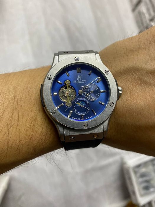HUBLOT часы для мужчин