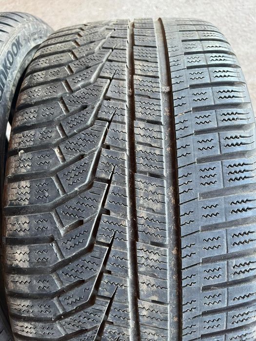 Set 4 anvelope 235/35/19 Hankook