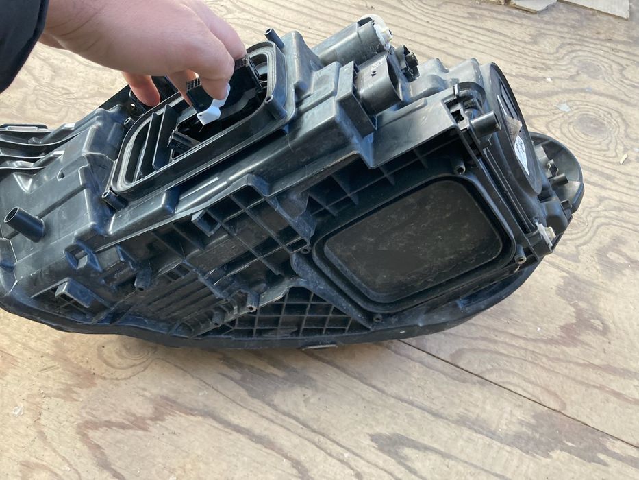 Десен фар за Mercedes A-class. W177. 18-23. Led. Оригинален.