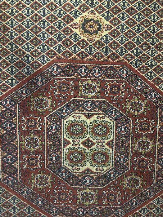 Продам  ковер!не дорого