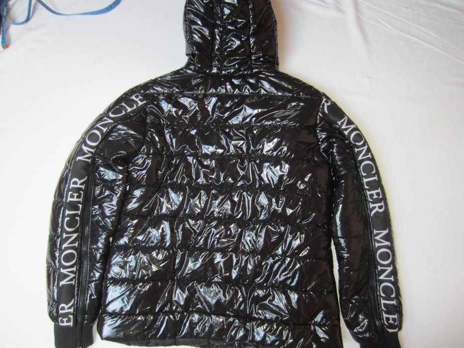 Geaca dama, masura S ( copil 2XL), poliester, gluga,stare f.buna