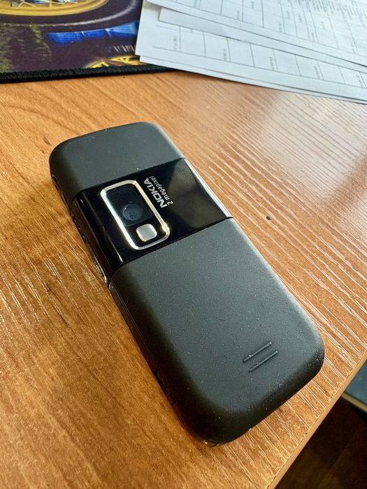 Легендарный Nokia 6233