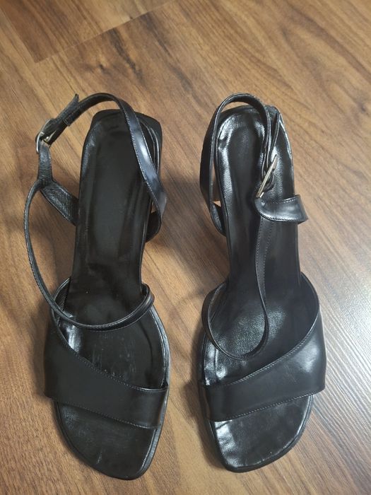 Sandale din piele naturală, interior și exterior, marimea 38 ,toc 9cm