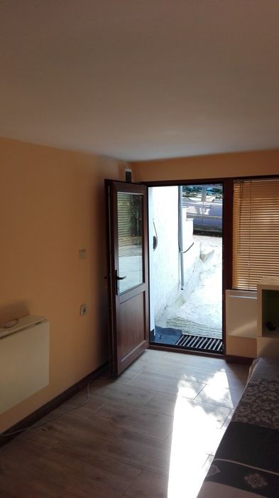 Дава се под наем Едностаен апартамент в София, Център - 15 кв.м за 255 € - Снимка #12