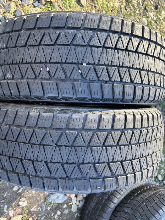 215/60 R17 2бр зимни гуми