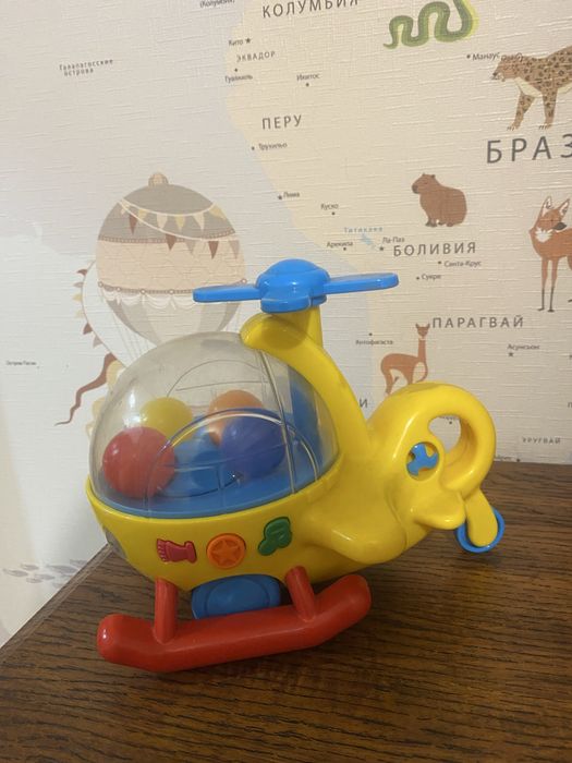 Игрушка для маленьких вертолет