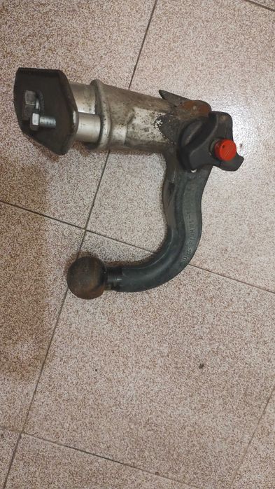 Теглич бмв е39 заключване