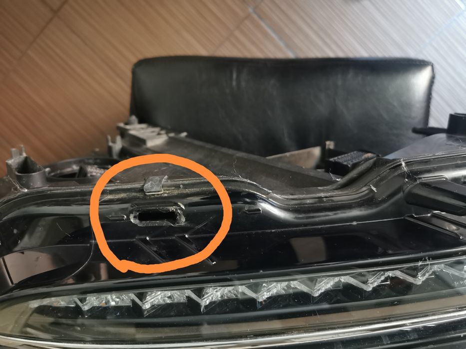 Far stânga vw tiguan an 2017