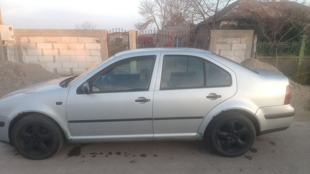 Vând ww bora 1.9alh