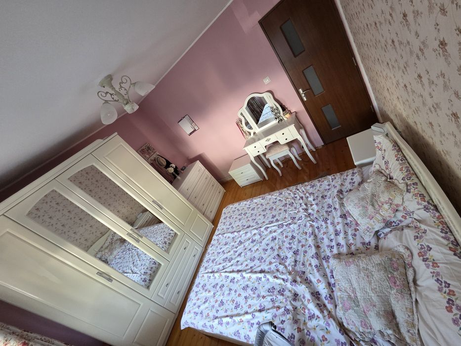 Apartament cu 3 camere