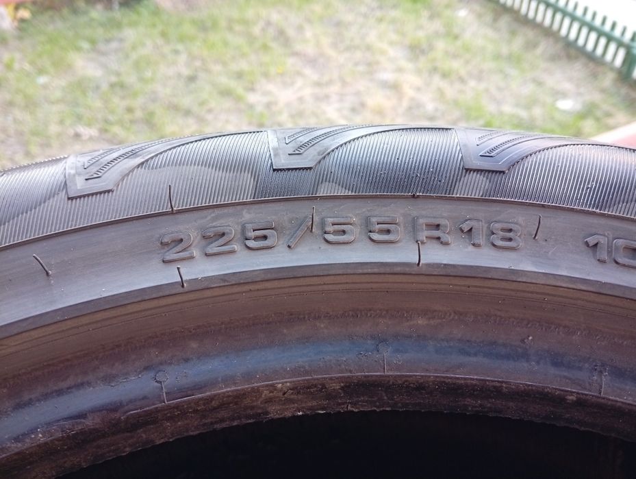 Продам б/у резину R18
