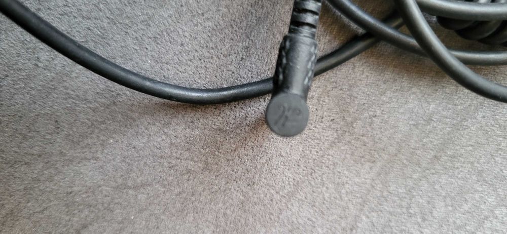 MARSHALL  cablu casti cu microfon  pe fir  fuctional spira