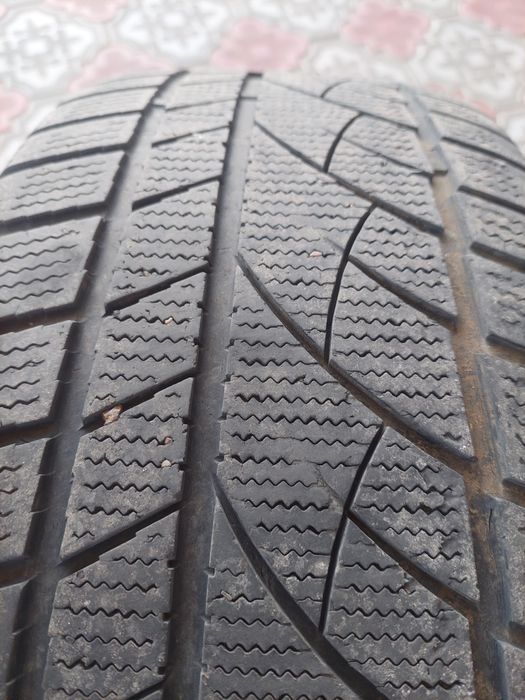Продам диски R18 с шинами в комплекте