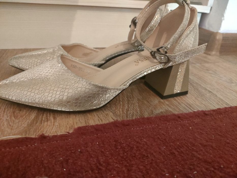 Продам туфли за 5000