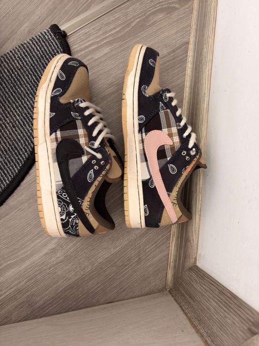 Nike sb dunk low Travis Scott