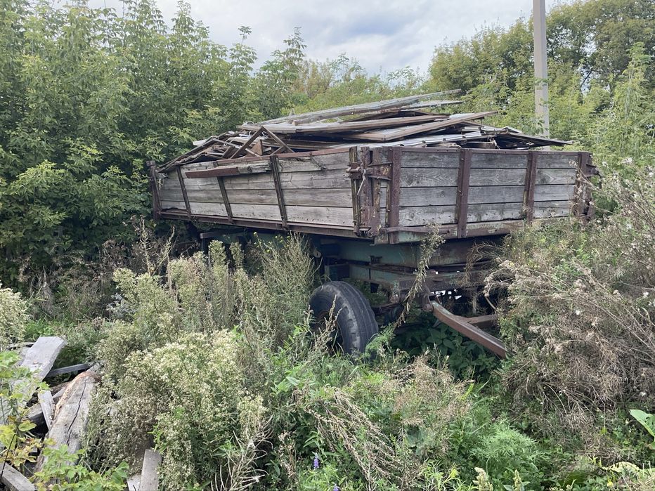 Продам тележку 4 т сена косилку
