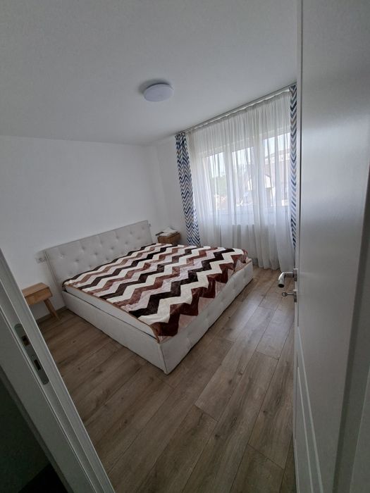 Inchiriez apartament 2 camere