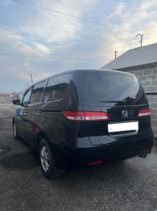 Honda Elysion 2004 года