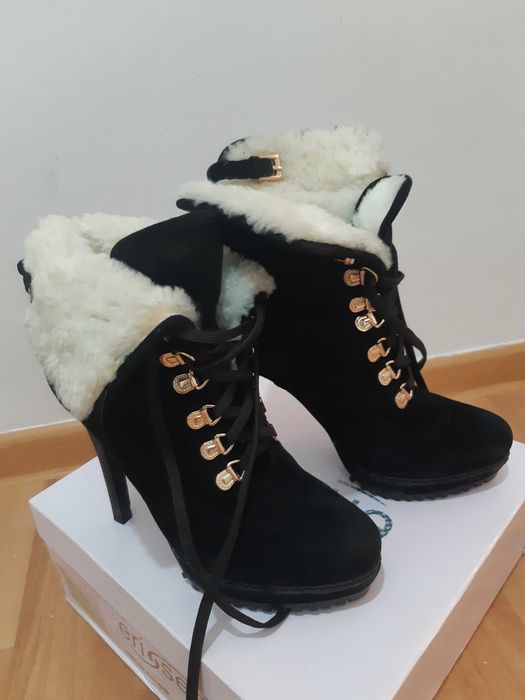 Продам шикарные сапоги