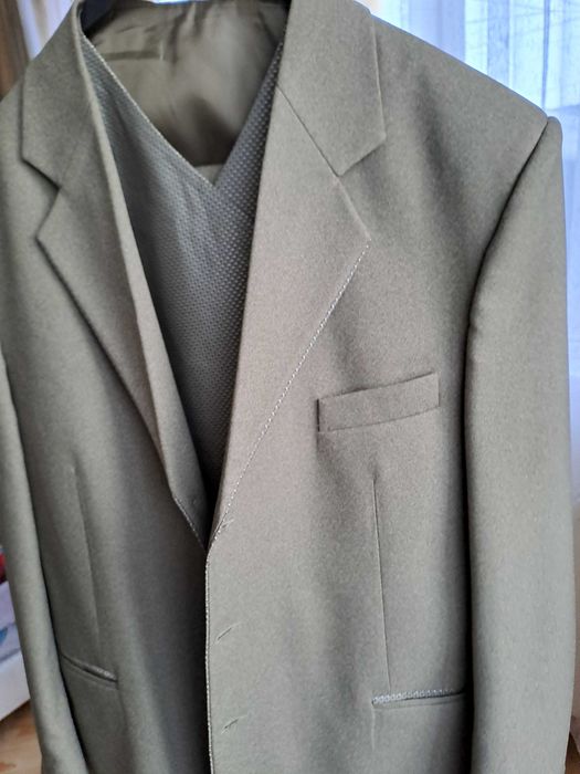 Costum bărbătesc