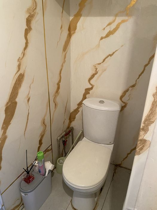 нужна девушка на подселение