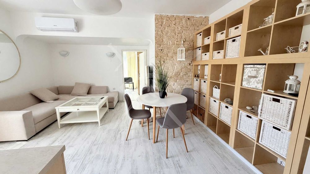Дава се под наем Тристаен апартамент в София, Оборище - 70 кв.м за 1100 € - Снимка #3