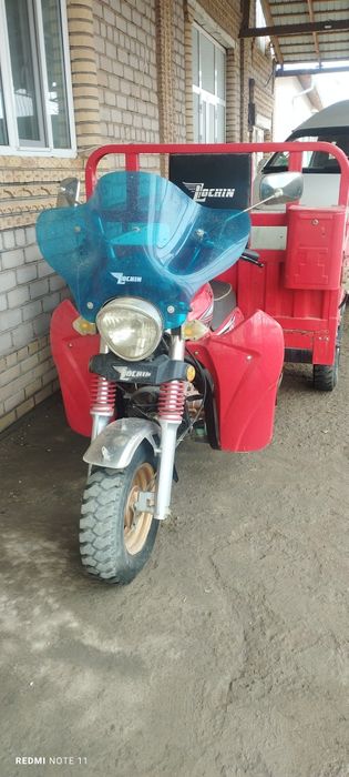 "Лочин" маркали Мотоцикл сотилади