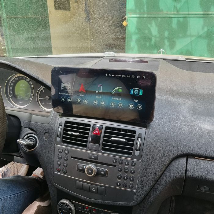 Navigatie android Mercedes C Class w204 facelift Carplay Waze YouTube