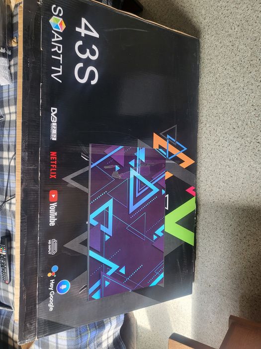 Продам телевизор Samsung Smart новый диагональ109см.