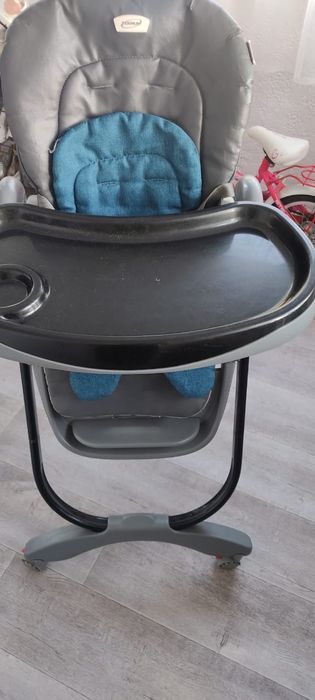 Стульчик для кормления ребенка