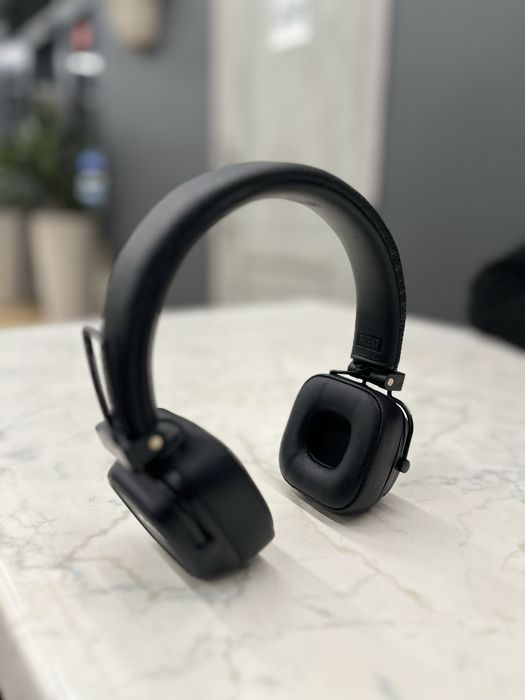 Marshall срочно сатылады