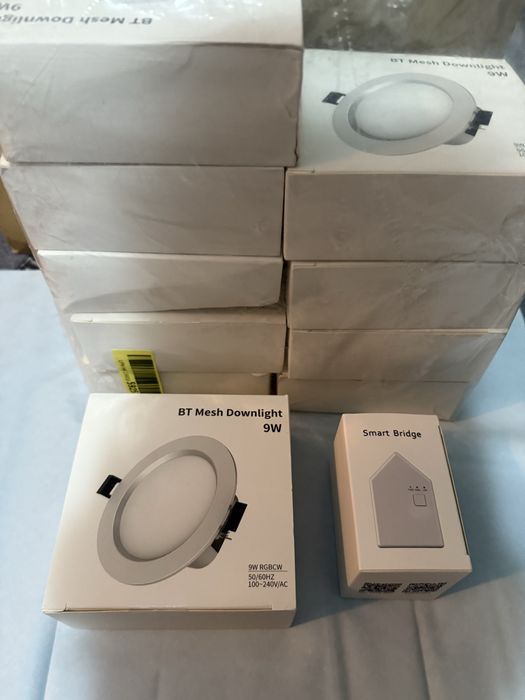 Spoturi LED 9W,Plafoniere încastrate WiFi Bluetooth Mesh RGBCW RGB Alb
