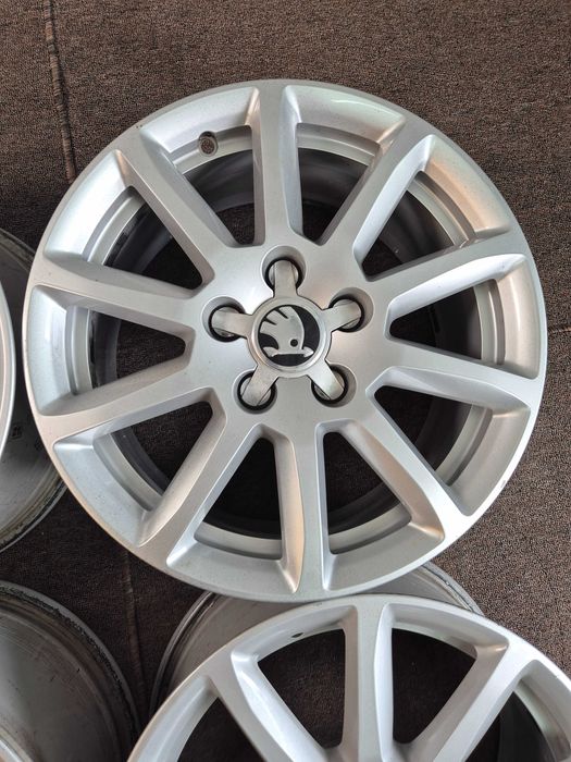4 Jante Aliaj 5x112 16'' 7.5J ET 45 - OEM VW Golf Passat Touran Sharan Caddy T-ROC / Skoda Octavia Superb Karoq YETI