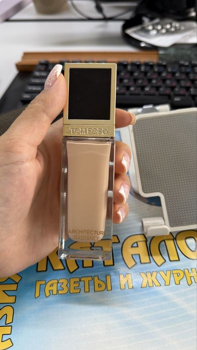 Tom ford architecture radiance тональная основа