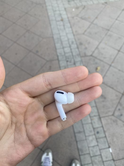 Airpods pro 2 левый наушник