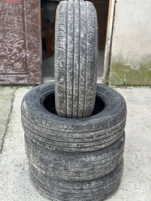 215.65R16 в хорошем состояний