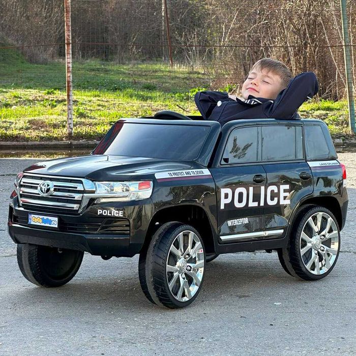 Masinuta electrica pentru copii de politie Toyota Land Cruiser, Numar auto personalizat CADOU