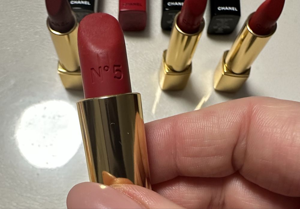 Оригинални червила CHANEL.