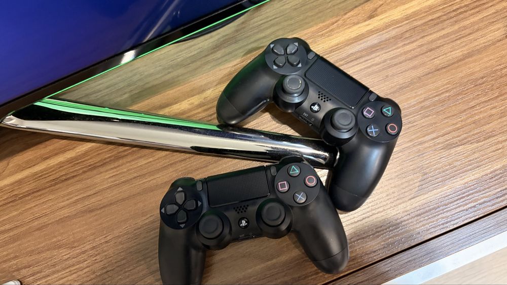 Playstation 4 Slim