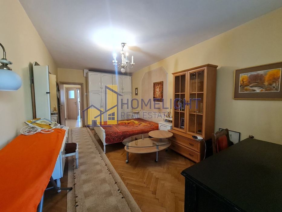 Продава се Тристаен апартамент в София, Овча купел - 132 кв.м за 1887 €/кв.м - Снимка #5