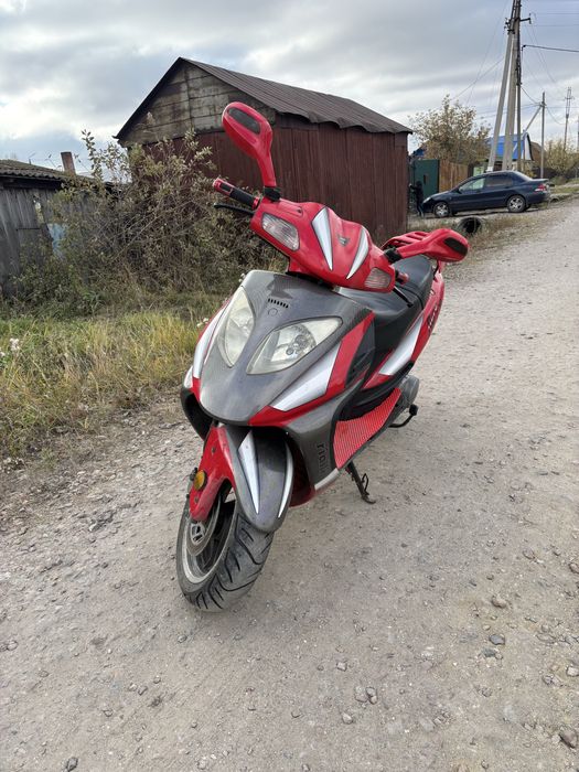 Скутер 150куб fiery150 +ТОРГ