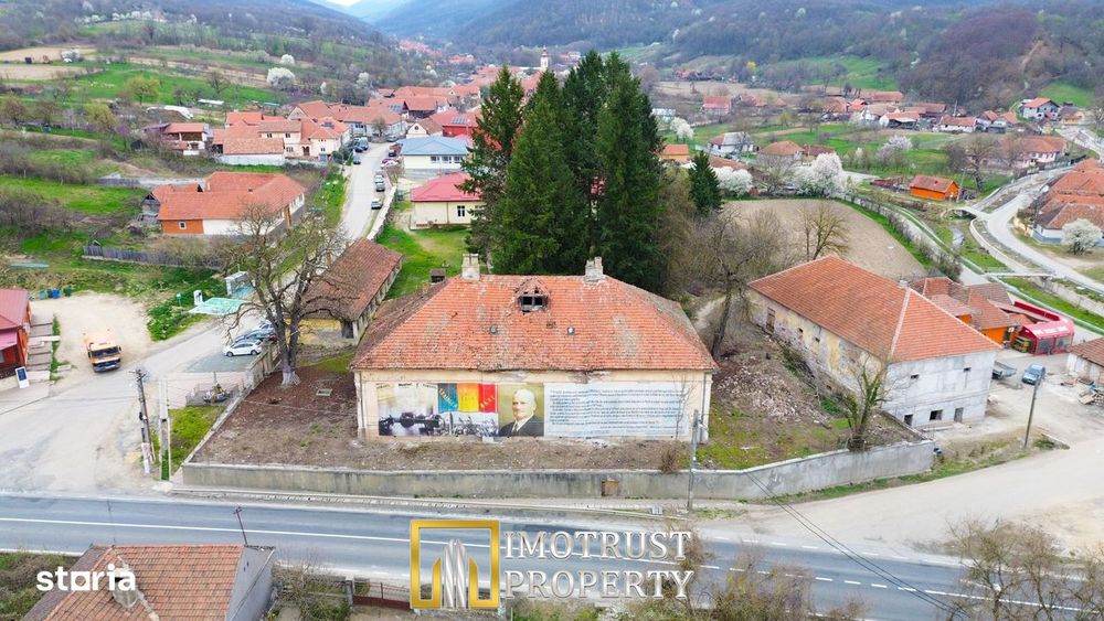Castel istoric de vânzare în Conop | proprietatea lui Cicio Pop