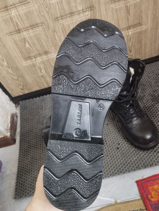 Зимние берцы продам