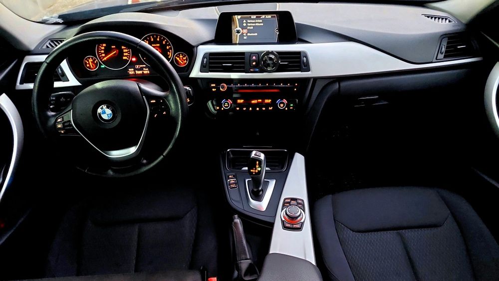 Vând BMW F30 316I