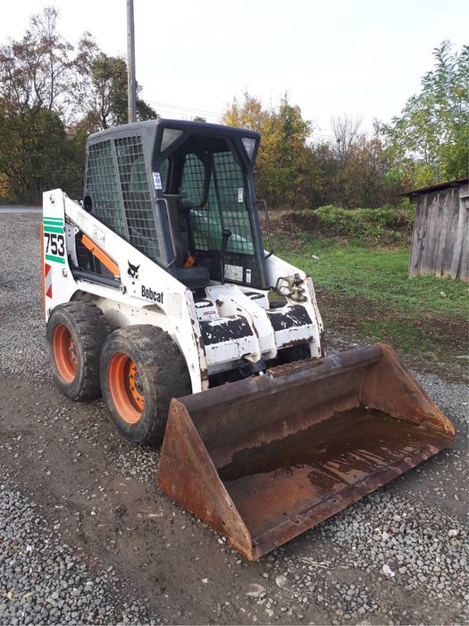 Închiriez buldoexcavator, Bobcat, excavator, buldozer, compactor, vola