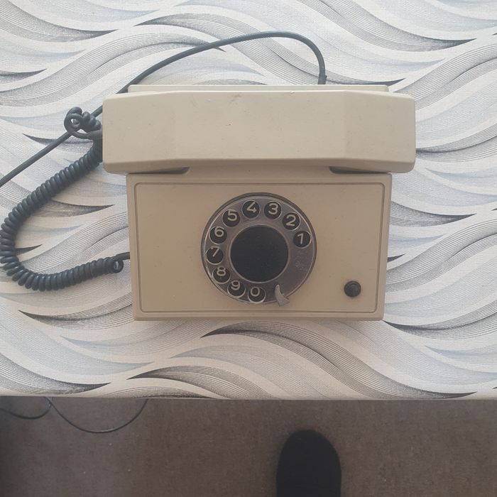 Телефон български домашен